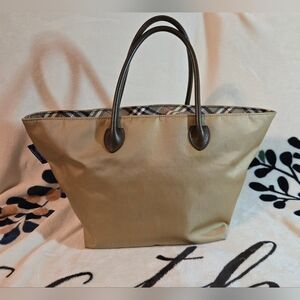 💯 Authentic Burberry Nova Check Blue Label Nylon Tote (Beige)